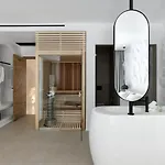 Whiteart Aparthotel