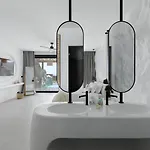 Whiteart Aparthotel 4*