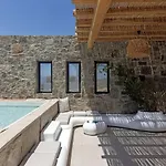 Whiteart Aparthotel Agrari (Mykonos)