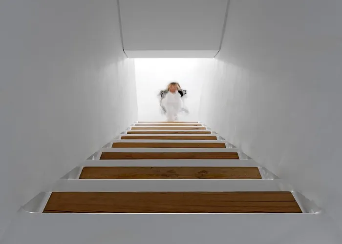 Aparthotel Whiteart 4*