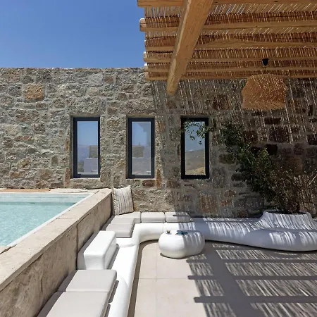 Whiteart Aparthotel Agrari (Mykonos)
