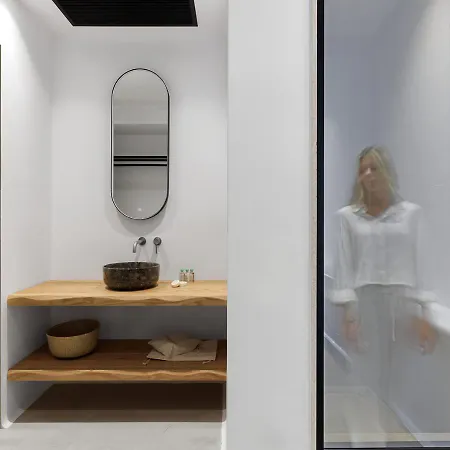 Whiteart Aparthotel Agrari (Mykonos)