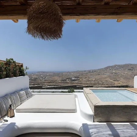 Aparthotel Whiteart 4*