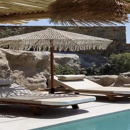 Aparthotel Whiteart 4*