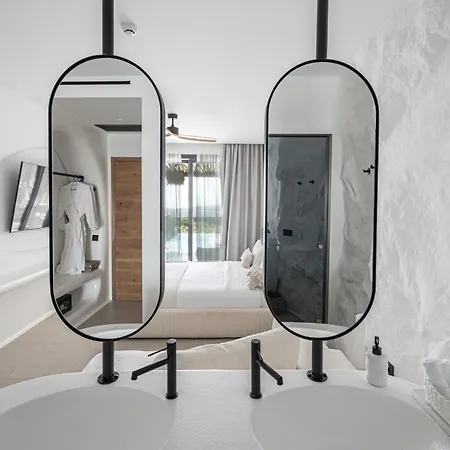 Whiteart Apartmanhotel 4*