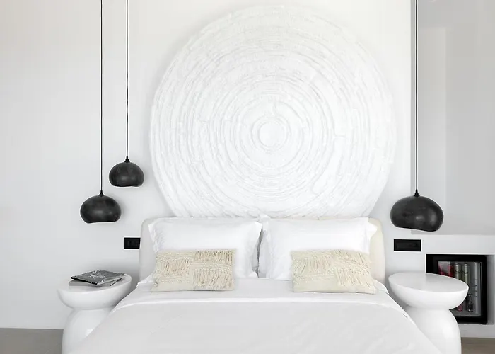 Whiteart Apartahotel 4*